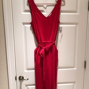 NWT Red Sleeveless V Neck Jumpsuit Sz L (12/14)